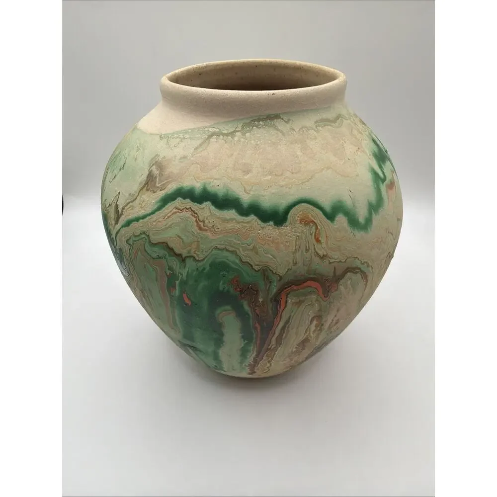 vintage nemadji pottery vase 5.5 In Tall Ozark Style